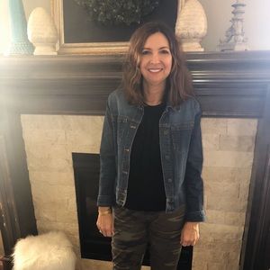 Meet your Posher, Kelly